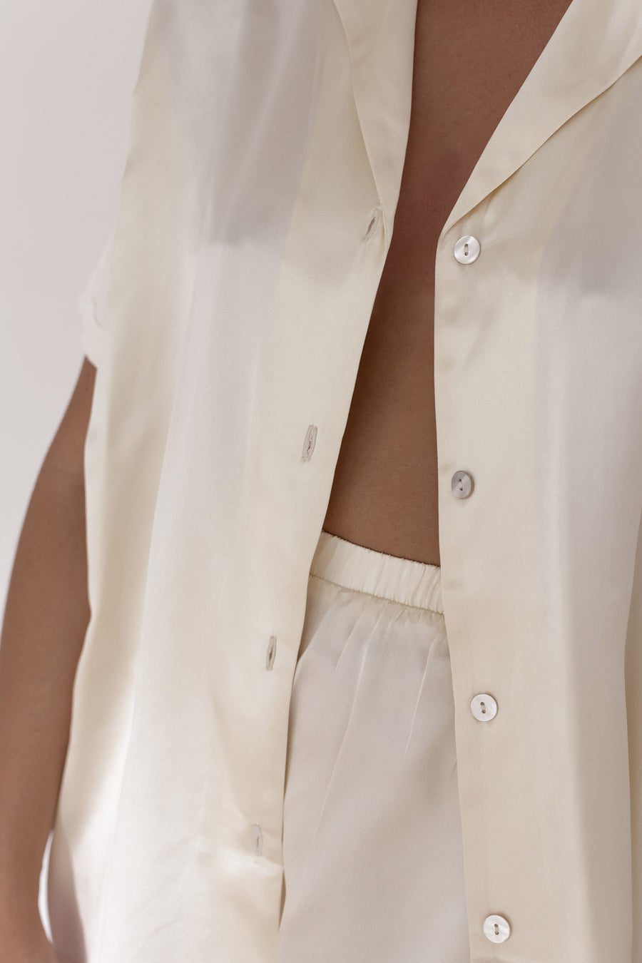 LAZE SHIRT (LATTE)