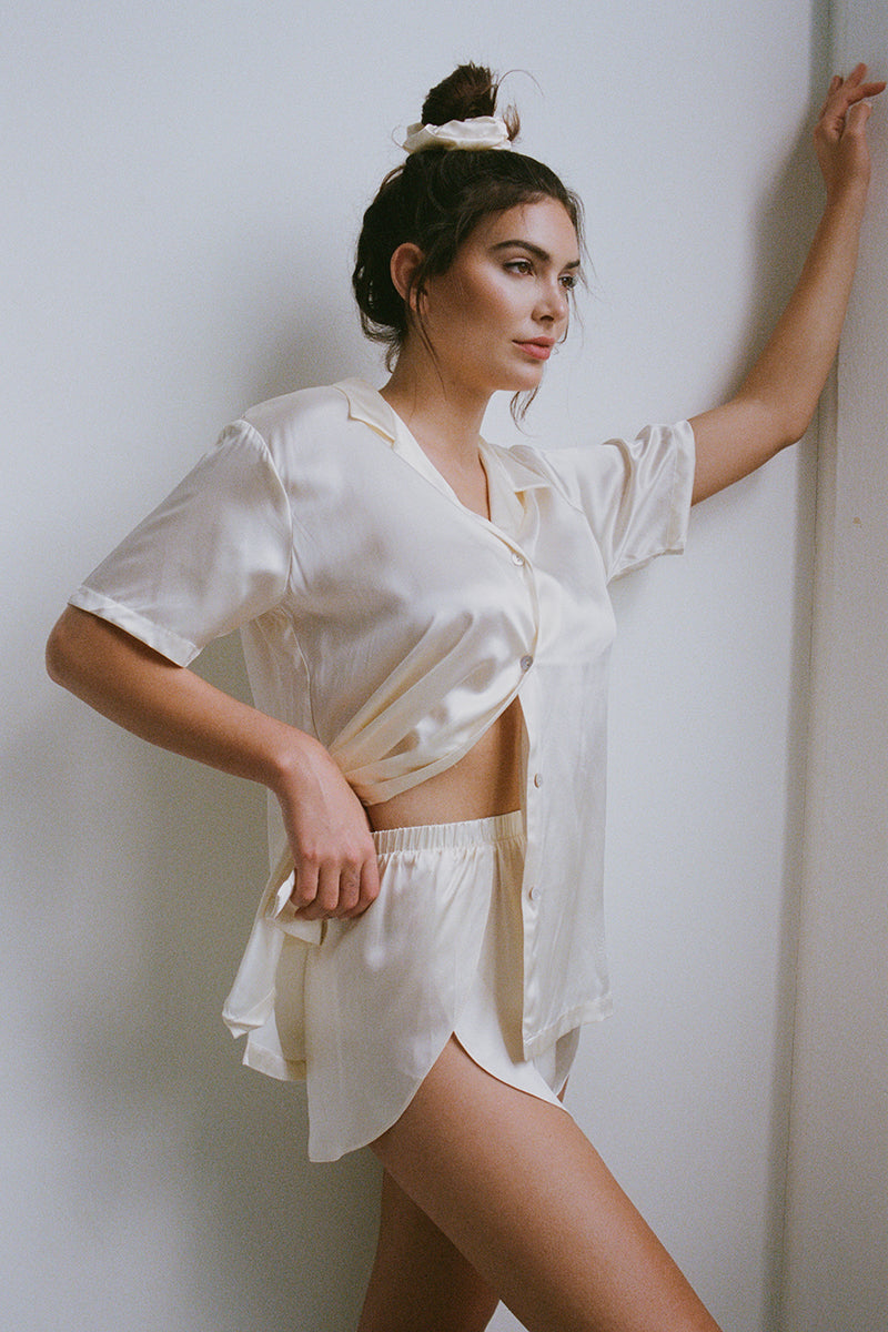 LAZE SHIRT (LATTE)